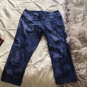 Blue pattern Nike Capri workout leggings